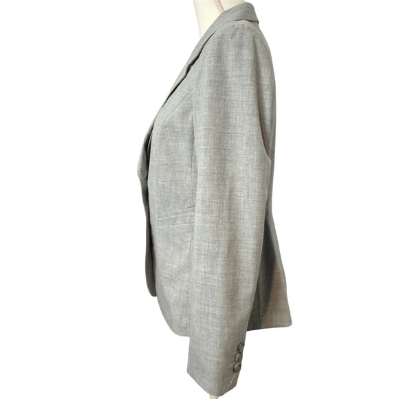The Limited Women's Gray Blazer | Excellent Used Condition - Picture 4 of 10
